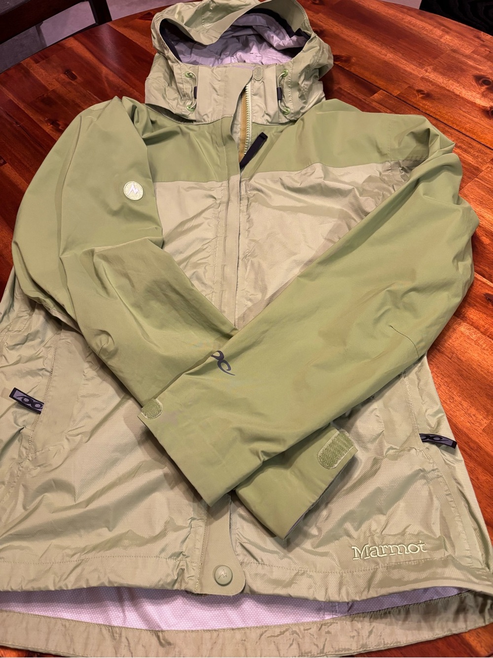 Marmot women’s jacket, large.